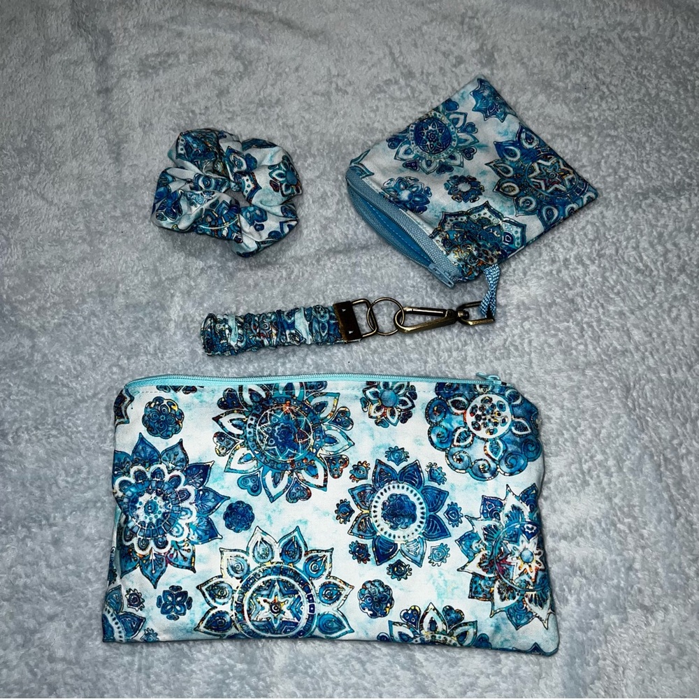 Gift Set W/Waterproof Makeup Bag, Hair Tie, Wristlet Keychain & Change Purse